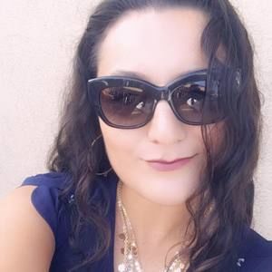 Meet your Posher, Cecy